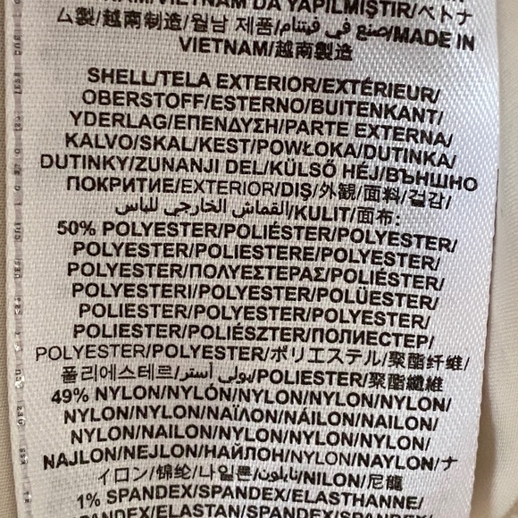 Guess Top - Picture 5 of 6